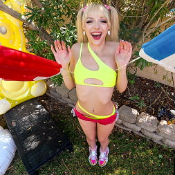 Cecelia Taylor in 'Tiny 4k' Squirt Gun Showdown (Thumbnail 5)